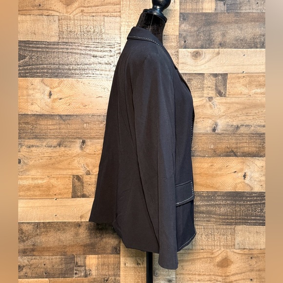 Sag Harbor Women's Black Blazer Suit Jacket Size 14 Petite SM 296 - Picture 3 of 6